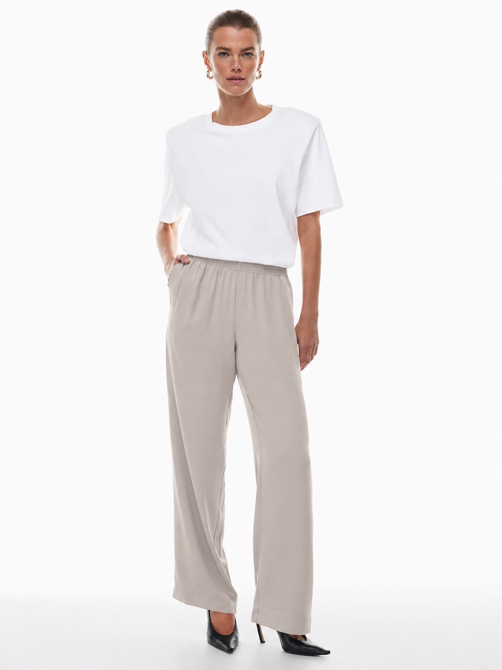 Aritzia Babaton Tribute Pants midrise wide leg pant size small Beige